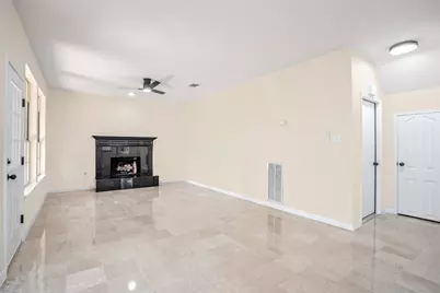 13102 Hunters Chase Drive, Austin, TX 78729 - Photo 12