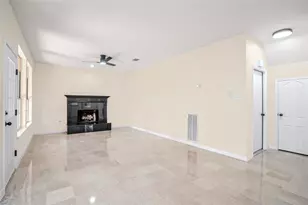 13102 Hunters Chase Dr, Austin, TX 78729 - Photo 12