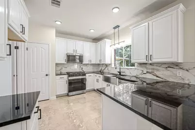 13102 Hunters Chase Drive, Austin, TX 78729 - Photo 2