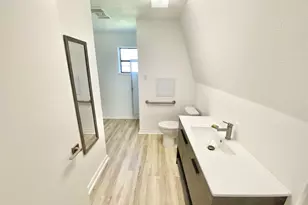 114 Hollaway Ave, La Grange, TX 78945 - Photo 8