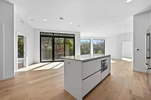 2209 S 1st St, Austin, TX 78704 - Photo 6