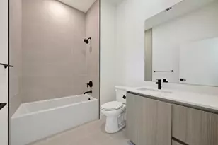 2209 S 1st St, Austin, TX 78704 - Photo 18