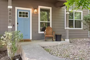 4806 Mendoza Dr, Austin, TX 78721 - Photo 2