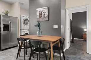 4806 Mendoza Dr, Austin, TX 78721 - Photo 8