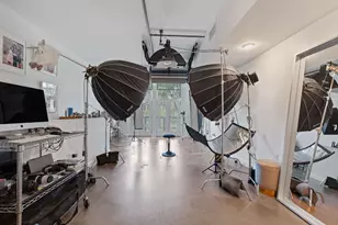 1601 E Cesar Chavez St, Austin, TX 78702 - Photo 20