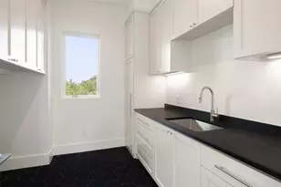 567 Delayne Dr, Austin, TX 78737 - Photo 34