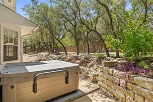 217 Sailors Run, Lakeway, TX 78734 - Photo 34