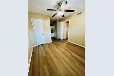4410 Avenue F #205, Austin, TX 78751 - Photo 14