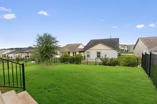 119 Twisting Crst Cv, San Marcos, TX 78666 - Photo 28