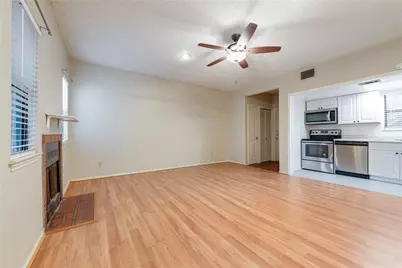 706 W 22nd Street #202, Austin, TX 78705 - Photo 1