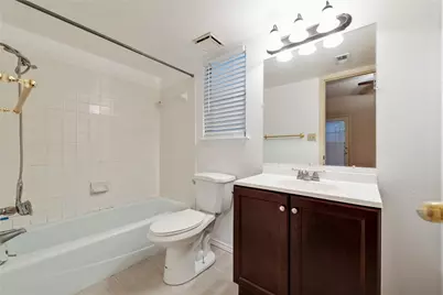 706 W 22nd Street #202, Austin, TX 78705 - Photo 12