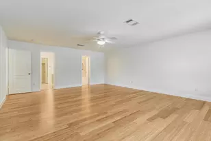 8121 Evadean Cir, Austin, TX 78745 - Photo 18