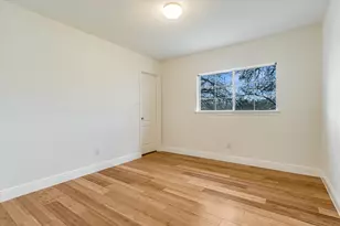 8121 Evadean Cir, Austin, TX 78745 - Photo 22