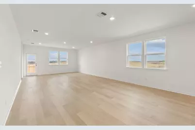 408 Sullivan Way, Elgin, TX 78621 - Photo 10