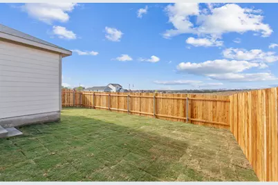 408 Sullivan Way, Elgin, TX 78621 - Photo 22