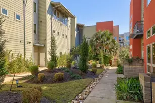 1601 E 5th St, Austin, TX 78702 - Photo 12