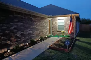 185 Housefinch Loop, Leander, TX 78641 - Photo 6