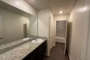 172 Allington Cir, Jarrell, TX 76537 - Photo 24