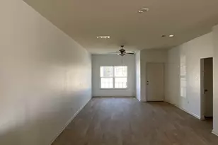 172 Allington Cir, Jarrell, TX 76537 - Photo 14