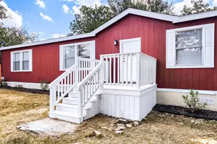 1017 Rosewood Dr, Dale, TX 78616 - Photo 4