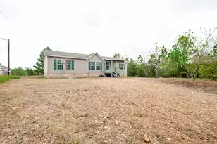 157 Lakeside Dr, Bastrop, TX 78602 - Photo 2