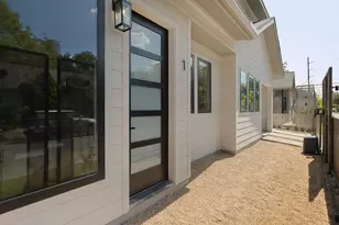 1401 E 3rd St, Austin, TX 78702 - Photo 30