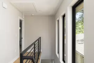 1401 E 3rd St, Austin, TX 78702 - Photo 38