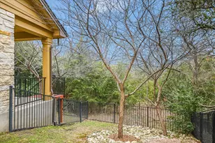 1310 W Parmer Ln, Austin, TX 78727 - Photo 24