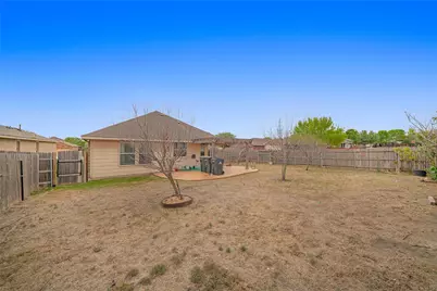 111 Lynn Crest Bend, Buda, TX 78610 - Photo 16