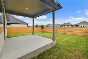 1012 Universal Dr, Hutto, TX 78634 - Photo 30