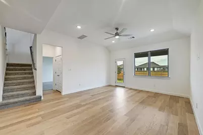 1012 Universal Drive, Hutto, TX 78634 - Photo 6