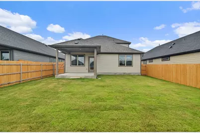 1012 Universal Drive, Hutto, TX 78634 - Photo 32