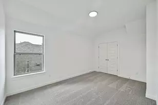 1012 Universal Dr, Hutto, TX 78634 - Photo 24