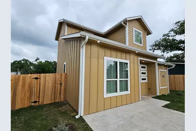 169 Chickasaw, Smithville, TX 78957 - Photo 4