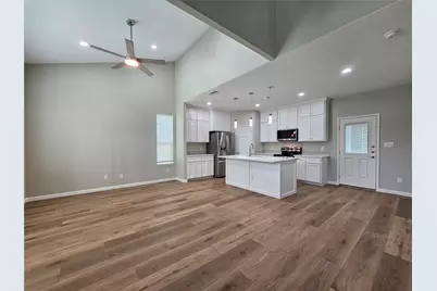 169 Chickasaw, Smithville, TX 78957 - Photo 6