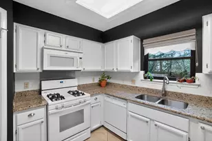 10220 Bilbrook Pl, Austin, TX 78748 - Photo 8