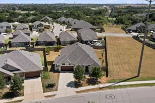 1205 Knowles Dr, Hutto, TX 78634 - Photo 2