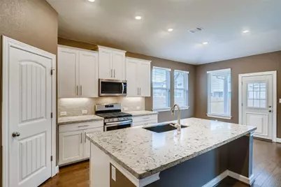 817 Kenney Fort Crossing, Round Rock, TX 78665 - Photo 14