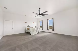 735 County Road 304, Jarrell, TX 76537 - Photo 22