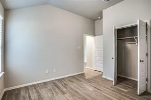225 Trailside Ln, Bastrop, TX 78602 - Photo 10