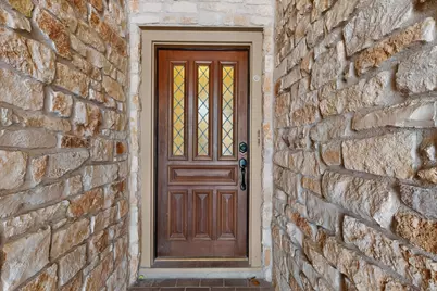 9202 Amberwood Cove, Austin, TX 78759 - Photo 2