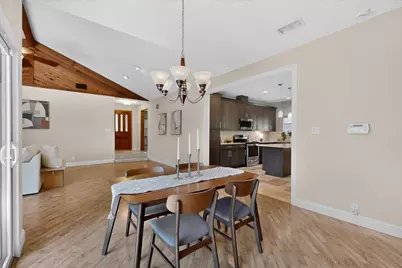 9202 Amberwood Cove, Austin, TX 78759 - Photo 8