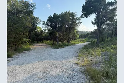 18801 Lake Crest Drive, Jonestown, TX 78645 - Photo 20