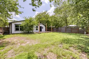 6202 Carnation Terrace, Austin, TX 78741 - Photo 40