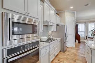 3204 Venezia View, Leander, TX 78641 - Photo 8