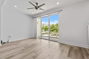 604 N Bluff Dr, Austin, TX 78745 - Photo 10