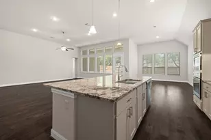 117 Barton Run Dr, Georgetown, TX 78628 - Photo 2