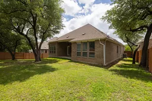 117 Barton Run Dr, Georgetown, TX 78628 - Photo 6