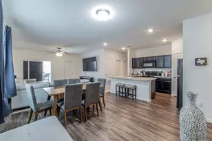 298 Shiro Dr, Kyle, TX 78640 - Photo 8