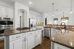 121 Burgess Ln, Austin, TX 78738 - Photo 8